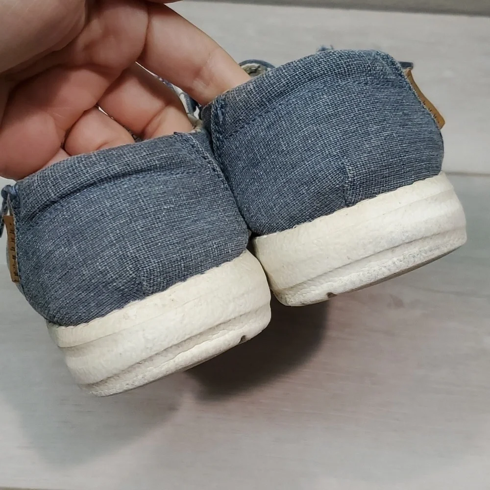 Hey Dude Kids Wendy Youth Sparkling Denim Loafer Slip on shoes sz Y2-L3